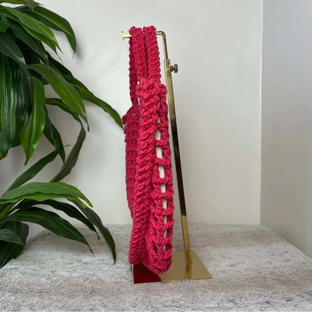 Madewell The Crocheted Crossbody Tote Shoulder Bag in Bright Poppy Red - Picture 6 of 12